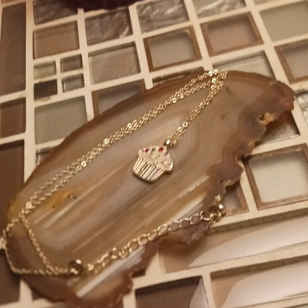 Cute Cupcake necklace